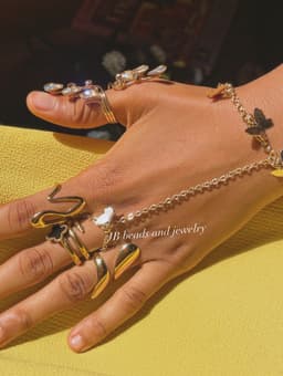Hand chain